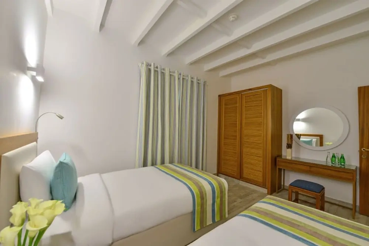 3 Bedrooms Villa beachfront