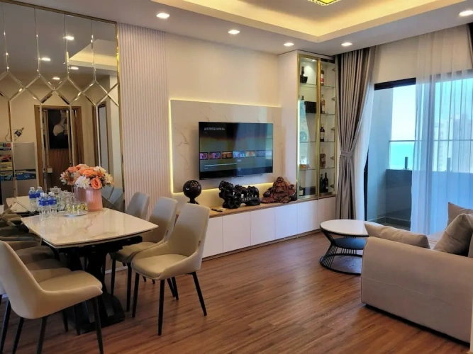 Deluxe Apartment