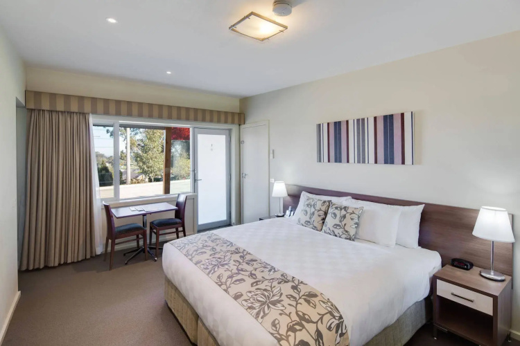 Drouin Motel