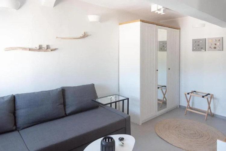 PHOS Brand New House with small Pool in Isterni