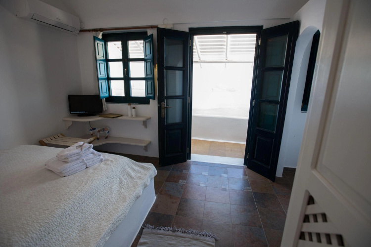 Afroessa Hotel by Caldera Houses