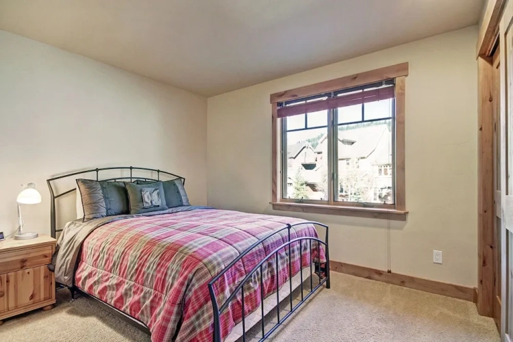 4 Bedrooms Standard room