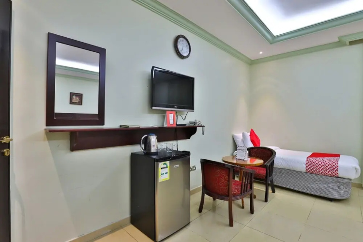 Oyo 425 Hotel Manazil Alfouz