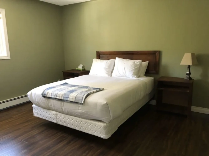 4 Bedrooms Family Cottage