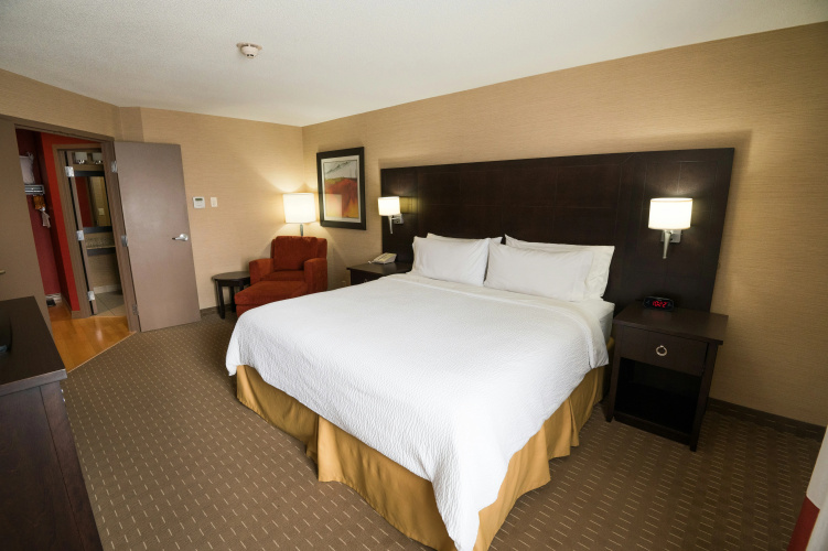 Holiday Inn Express & Suites Chatham South photo 6