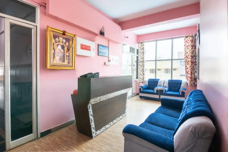 OYO 22101 Shree Raksha Comfort