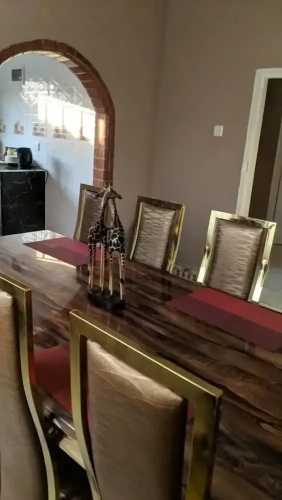 Seven Palms Executive Lodge