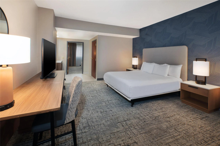 Embassy Suites by Hilton Nashville South Cool Springs photo 7