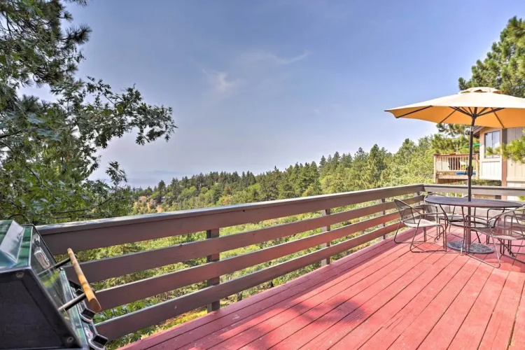 A-frame Cali Cabin w/ Unobstructed Valley Views!