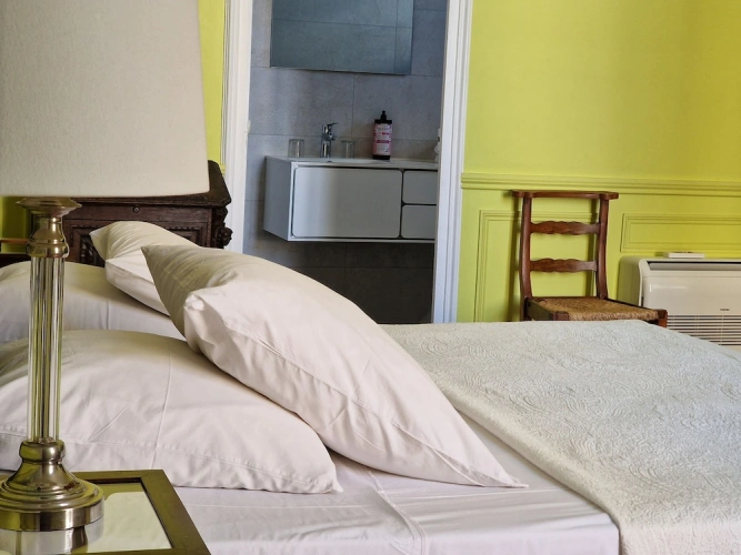 Luxury Double room with city view