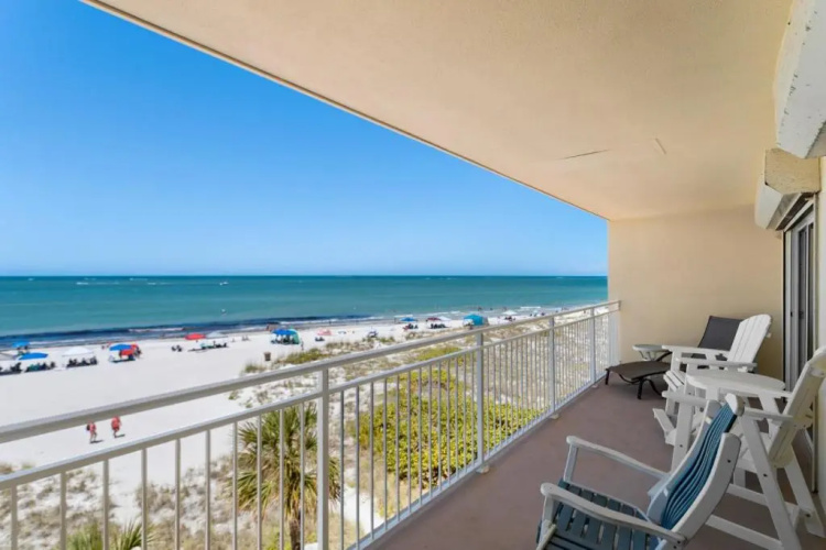 311 Madeira Norte Condo