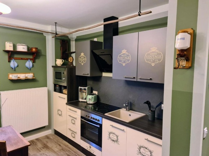 1 Bedroom Apartment
