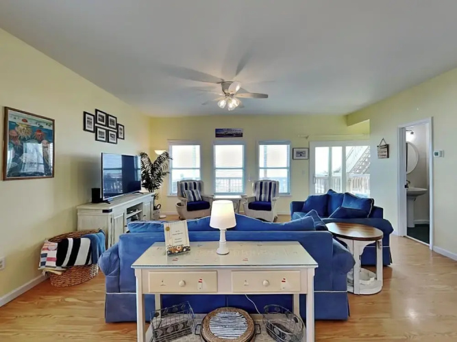 Ocean Splendor by Topsail Realty