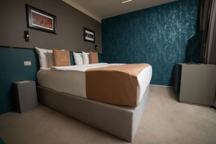 Hotel Opera