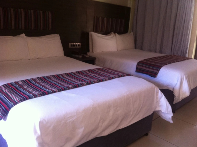 Desert Sands Motel