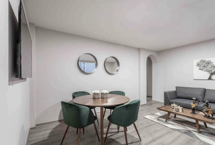 Apartment with balcony