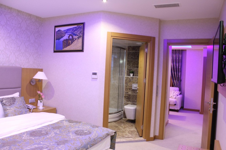 Double Suite