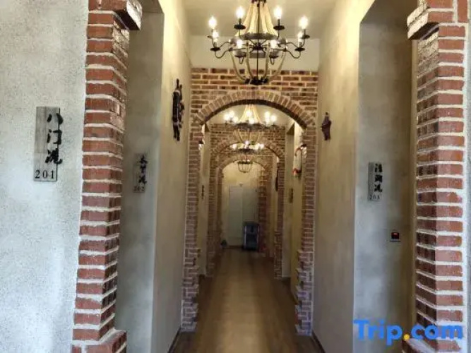 Bamengang Theme Hotel