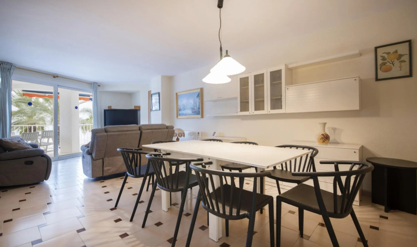 TH108-Apartamento Rosa Salou