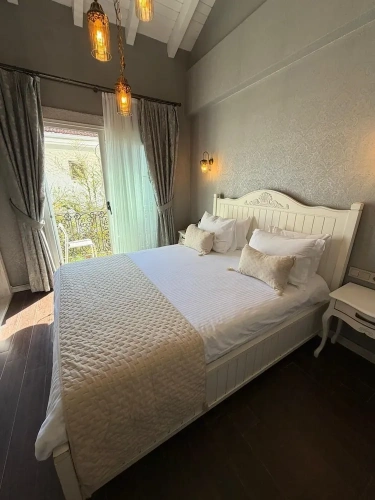 Deluxe room with balcony