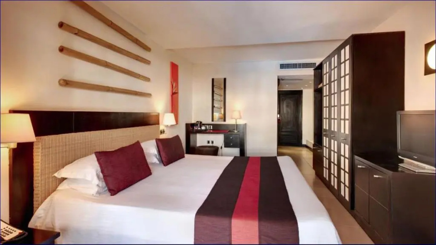 Pearl Beach Hotel