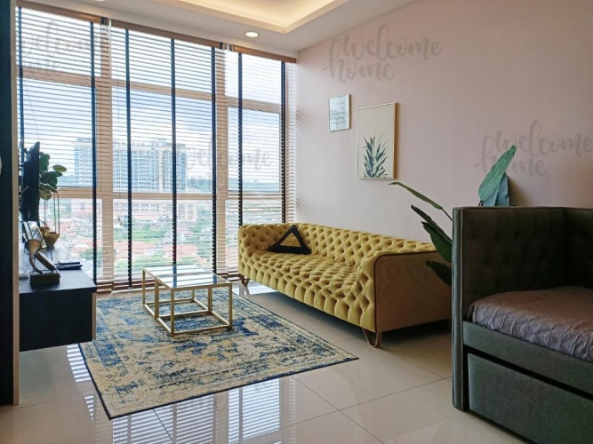 2 Bedrooms Apartment