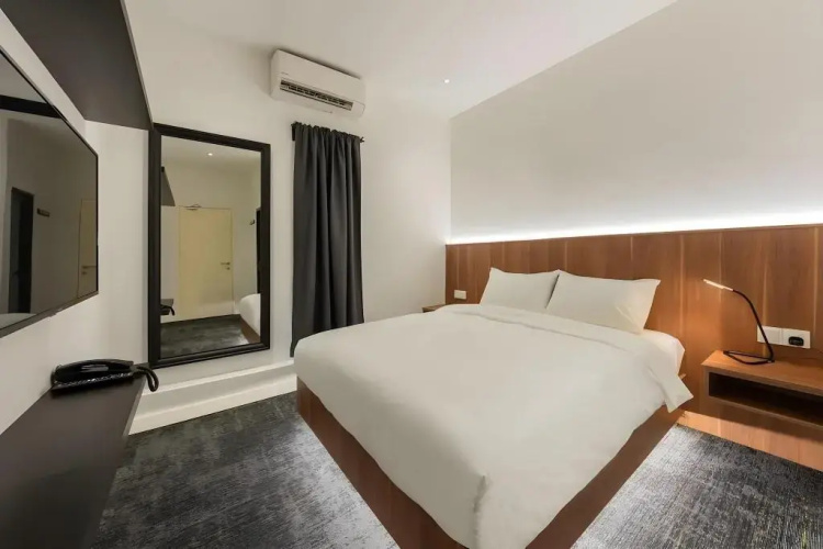 Stays Hotel