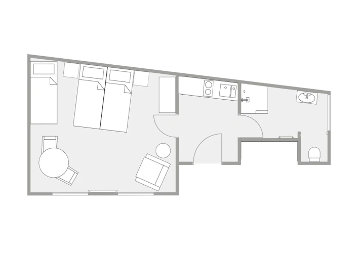 Classic Triple Apartment with courtyard view