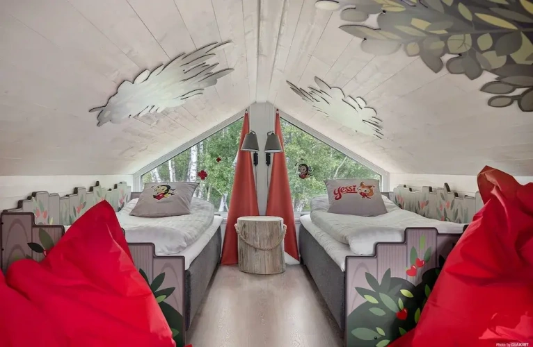 Premier room