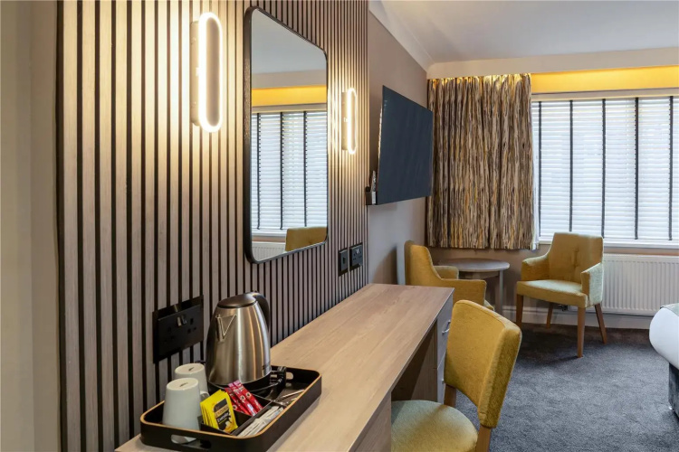 Daresbury Park Hotel
