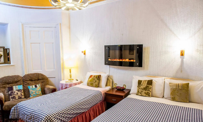 Lyncliff Hotel