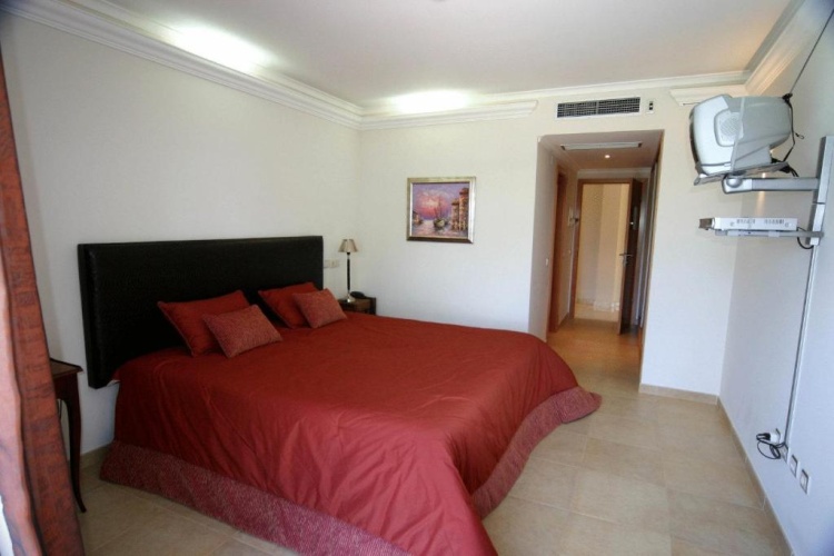 Standard Double Basement room with river view