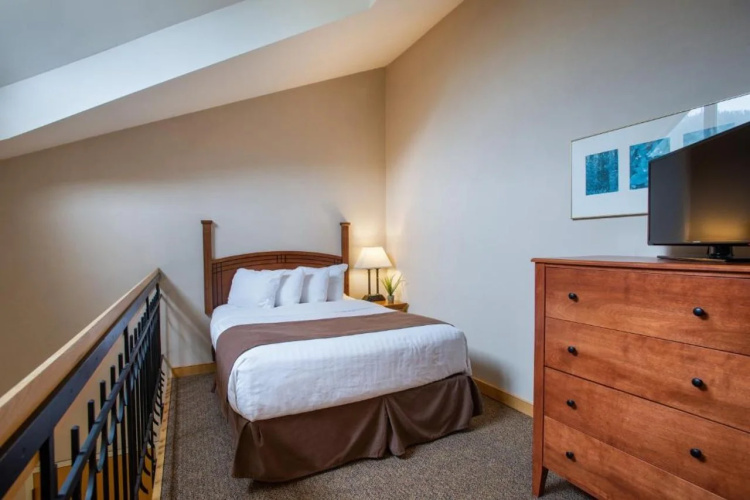 The Vintage Hotel
