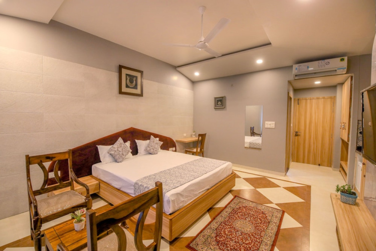 Hotel Gems Suites