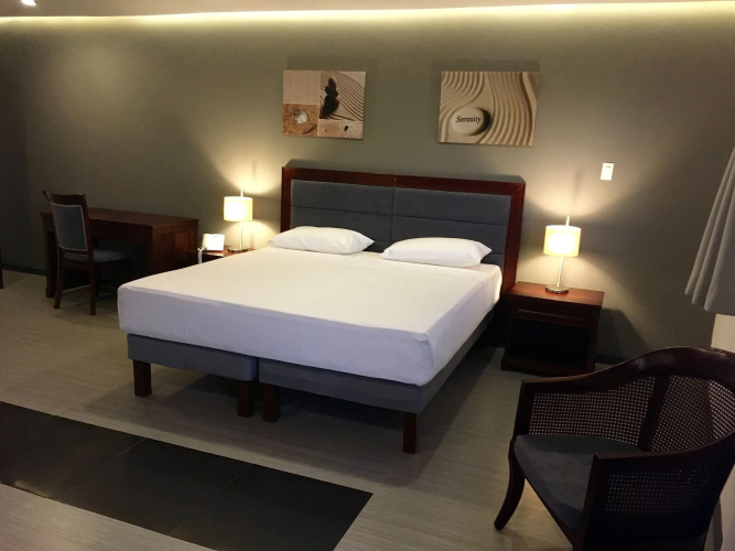 Curacao Suites Hotel