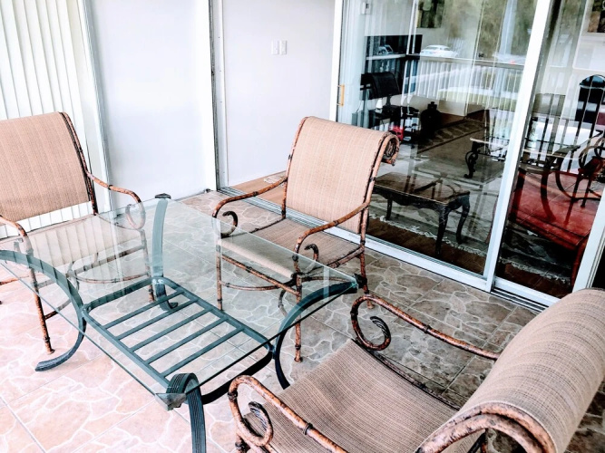 Olde Naples Condo #817