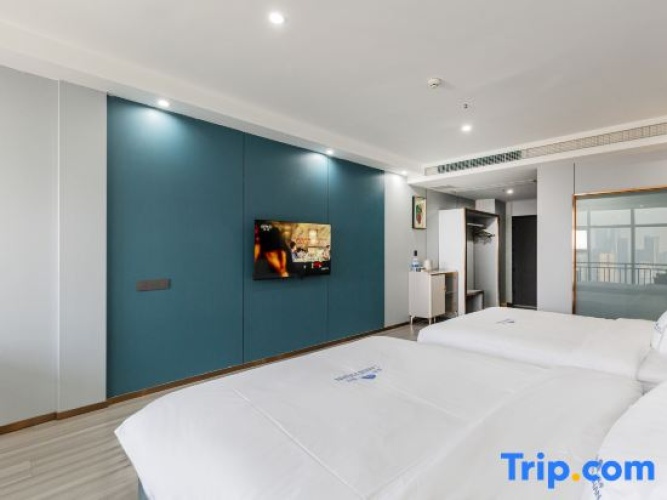 Deluxe Family room
