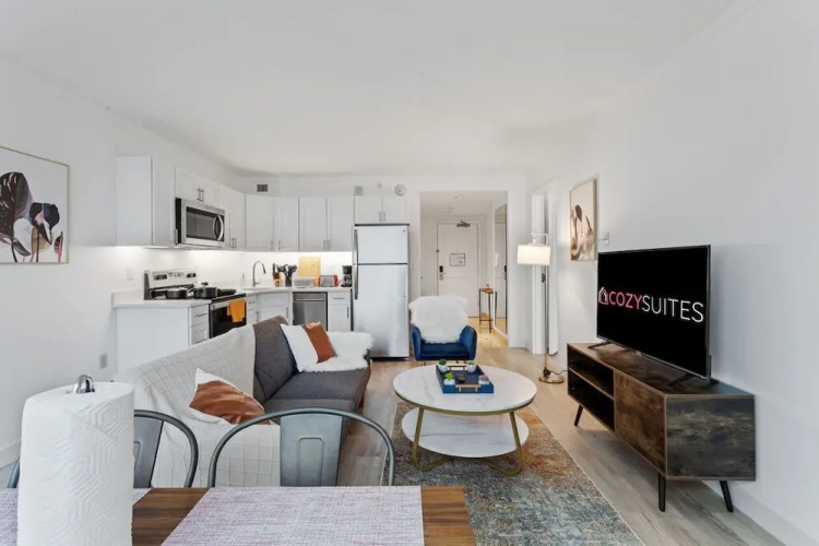Two Beachfront Stylish CozySuites