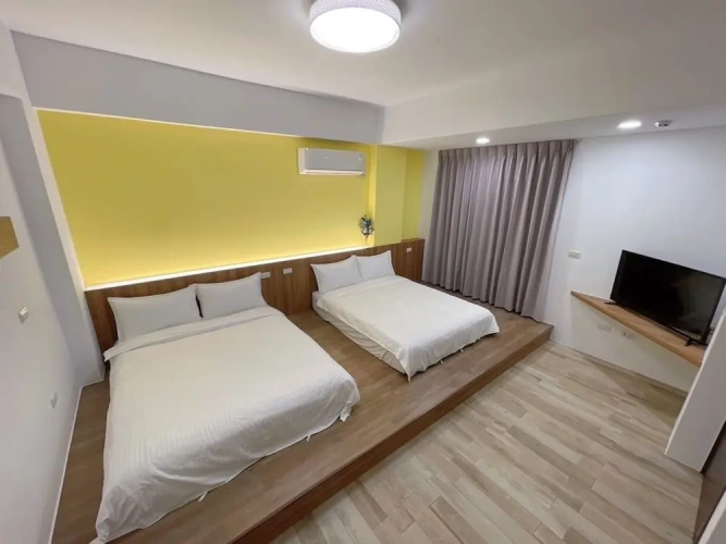 Classic Quadruple room