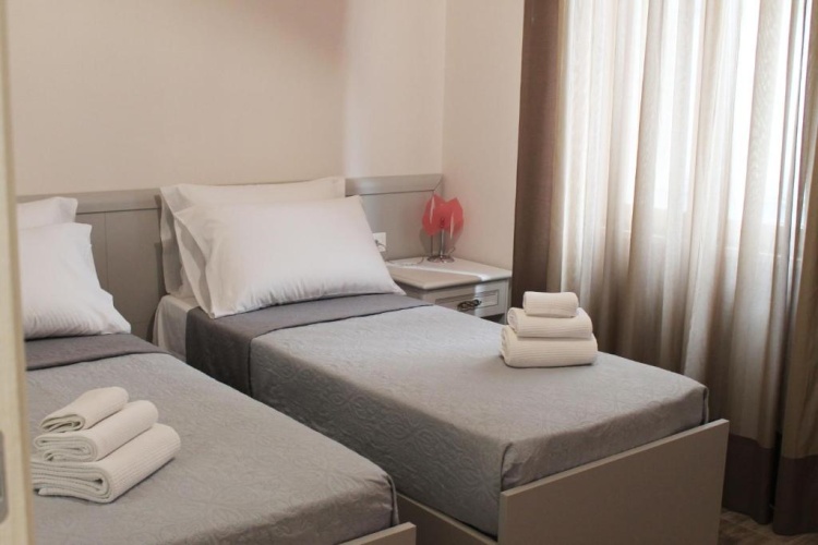 Economy Twin room