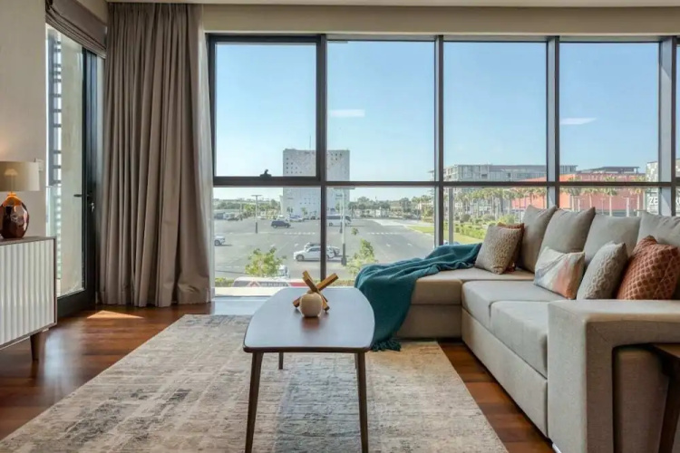 Stunning 4BR Apt in Citywalk Right Next to Hubzero