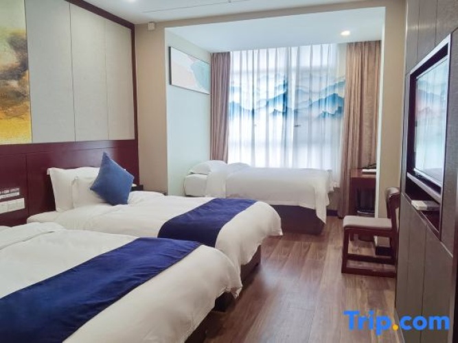 Standard Double room with mountain view
