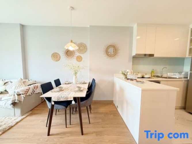 Family Suite/Nice Pool/Full Facilities/Self Check
