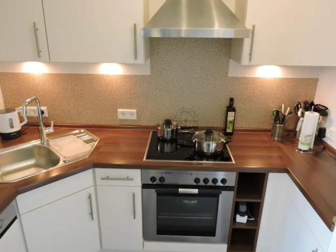 1 Bedroom Apartment