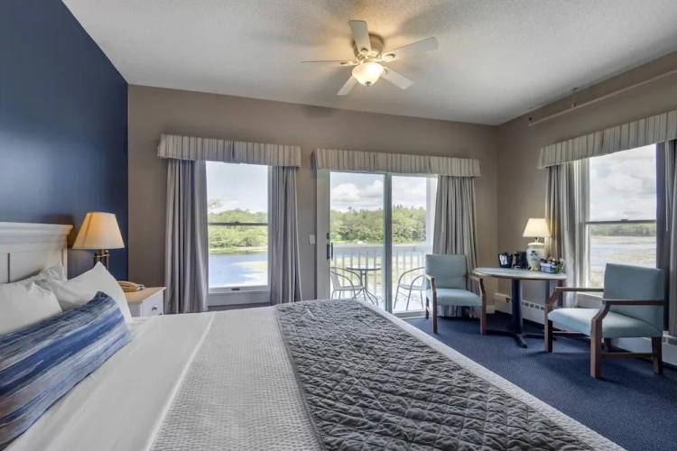 Standard Double room with balcony