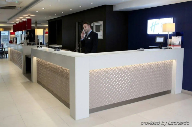 Holiday Inn Express London - Wandsworth photo 31