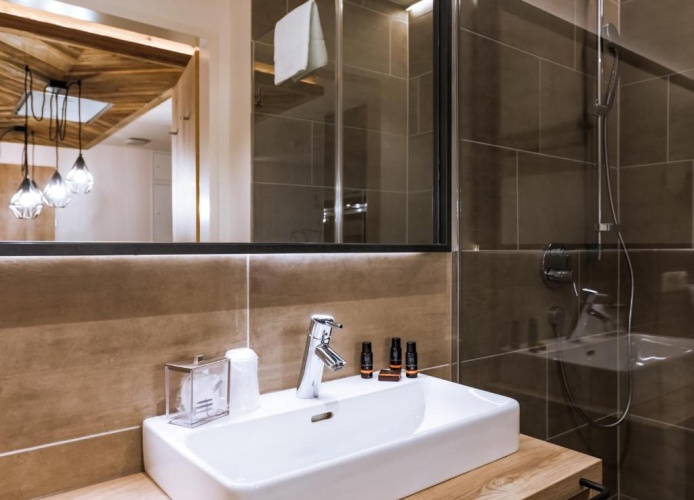 1 Bedroom Suite