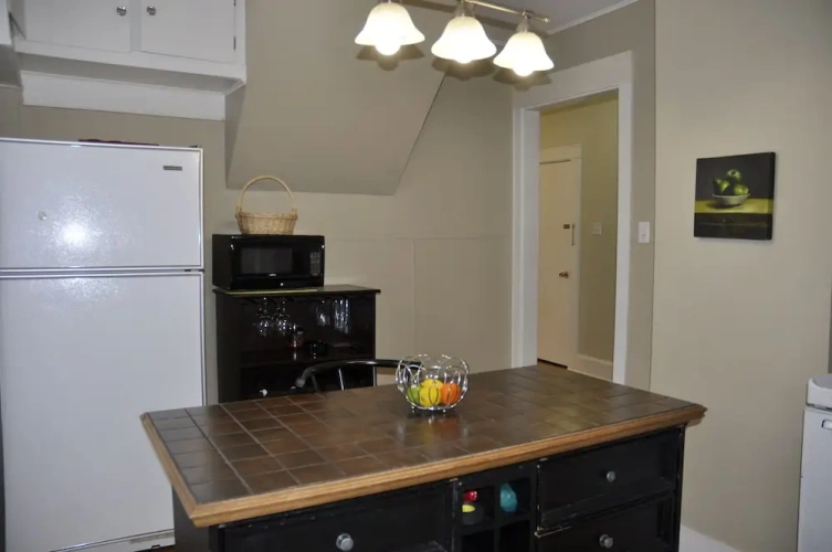 3 Bedrooms Apartment