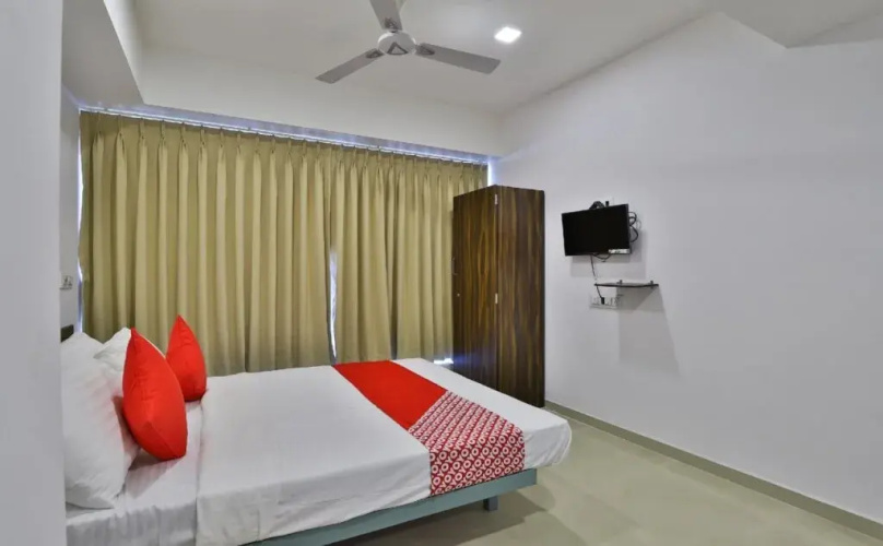 Aqua Corridor By OYO Rooms