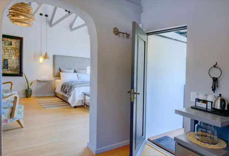Amour Guest House